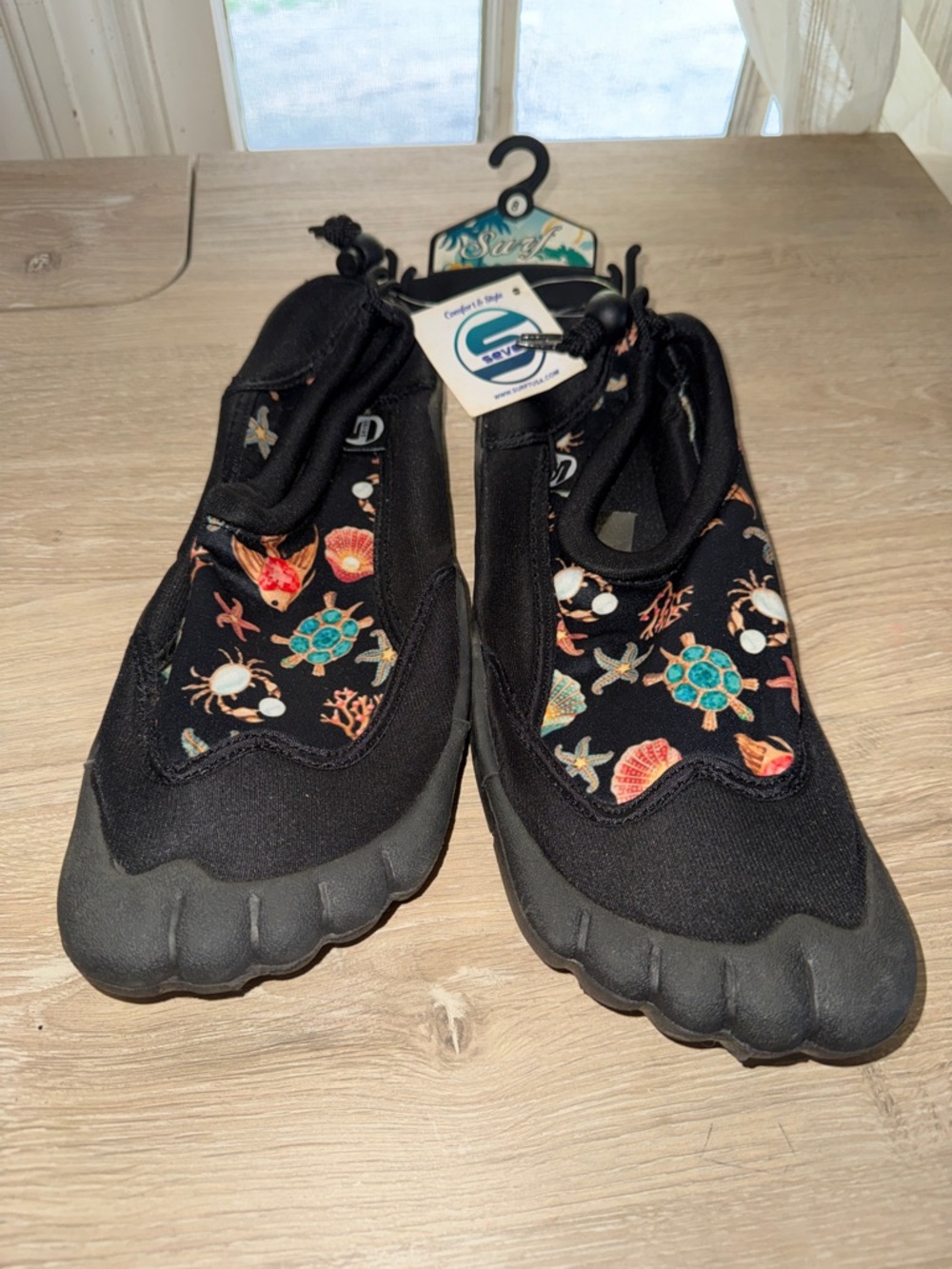 Women's Sea Life Print Water Shoes - Slip-On Aqua Socks with Drawstring size-8‎